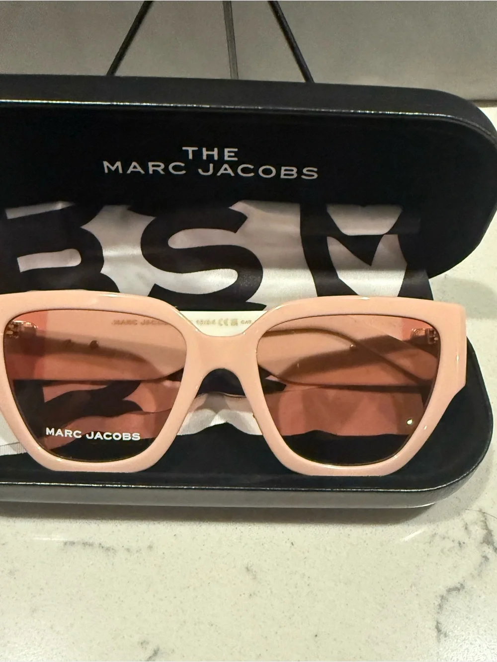 Marc Jacobs fashion forward